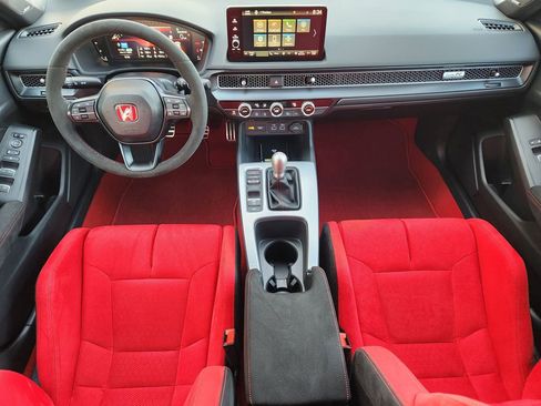 Certified 2024 Honda Civic Type R image 24