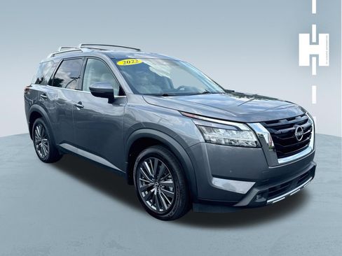 Used 2022 Nissan Pathfinder SL w/ SL Premium Package AWD/4WD image 1