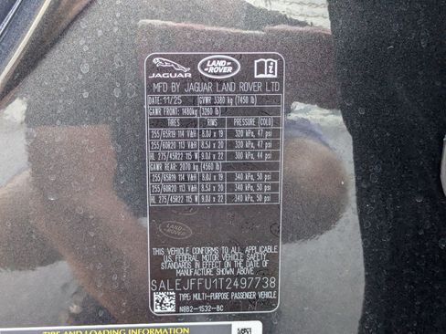 Used 2026 Land Rover Defender 130 S AWD/4WD image 40