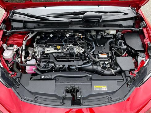 Used 2024 Toyota Prius XLE AWD/4WD image 28