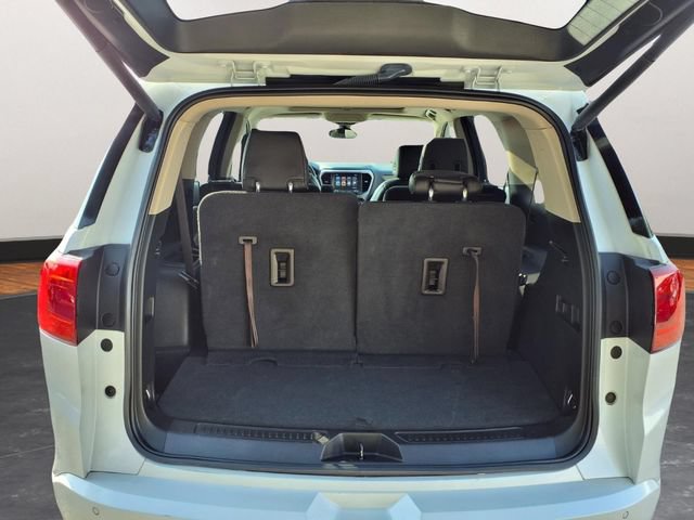 Certified 2019 GMC Acadia Denali w/ Technology Package FWD image 25