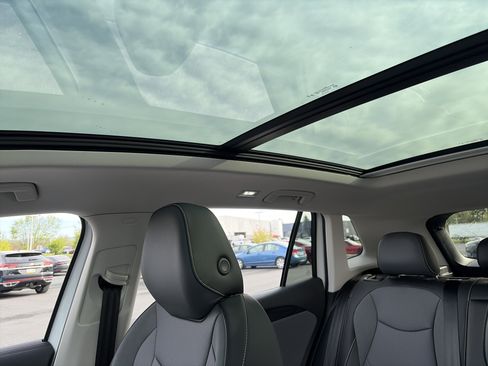 New 2026 Volkswagen Tiguan SE AWD/4WD image 14