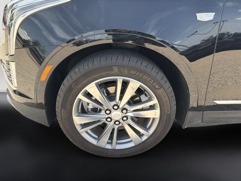 Used 2025 Cadillac XT5 Premium Luxury w/ Technology Package FWD image 9