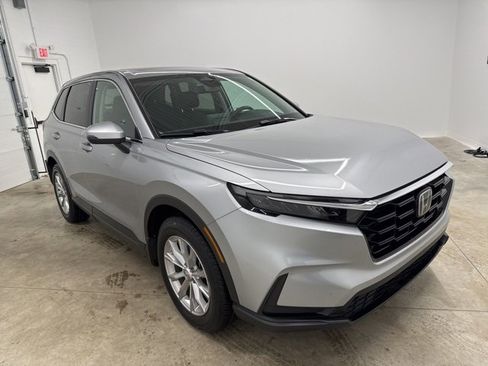 Used 2023 Honda CR-V EX image 3