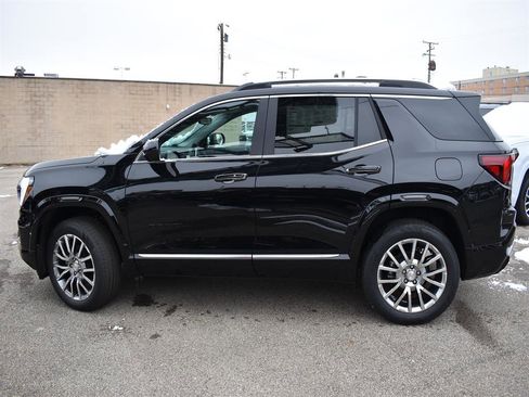 New 2026 GMC Terrain Denali w/ LPO, Black Badging Package image 12
