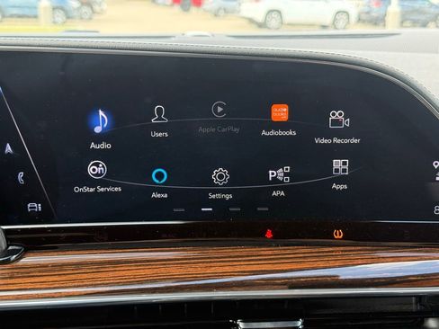 Used 2023 Cadillac Escalade ESV Premium Luxury w/ LPO, Illumination Package image 10