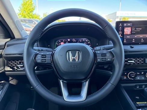 Used 2024 Honda Accord Touring image 12