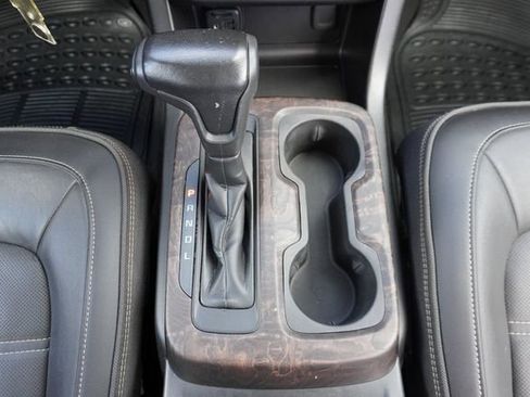 Used 2021 GMC Canyon Denali AWD/4WD image 16