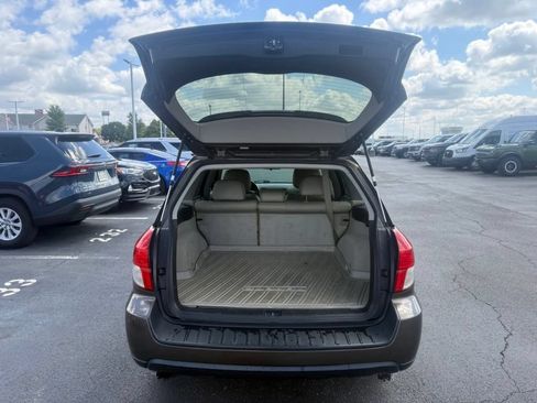 Used 2009 Subaru Outback 2.5i Limited AWD/4WD image 42