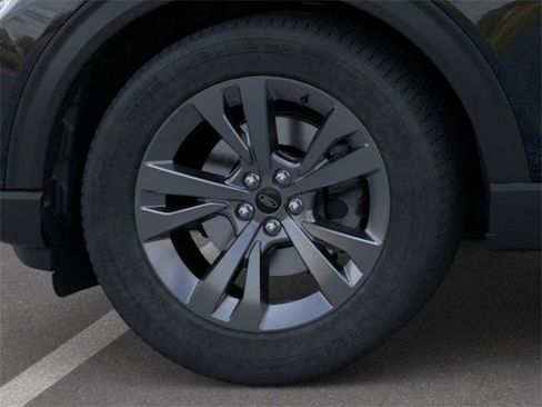 New 2026 Ford Explorer Active image 19