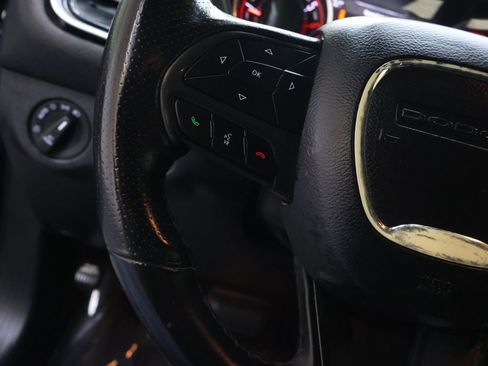 Used 2018 Dodge Challenger R/T RWD image 18
