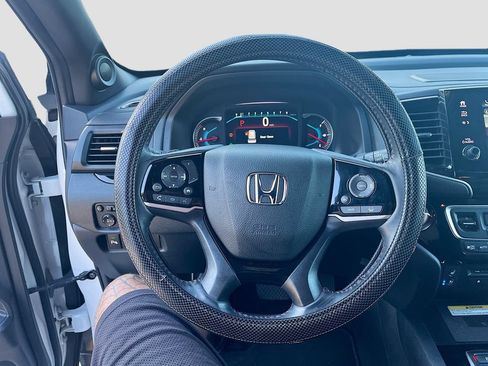 Used 2022 Honda Pilot Black Edition image 11