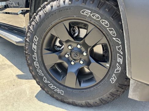 New 2026 RAM 1500 Warlock AWD/4WD image 8