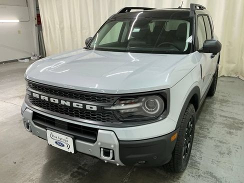 New 2026 Ford Bronco Sport Badlands w/ Badlands Tech Package AWD/4WD image 9