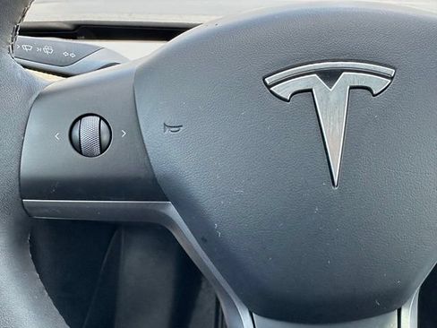 Used 2023 Tesla Model 3 Standard Range RWD image 19