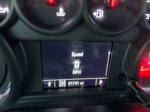 Used 2020 Chevrolet Silverado 1500 Custom Trail Boss w/ Custom Convenience Package image 30