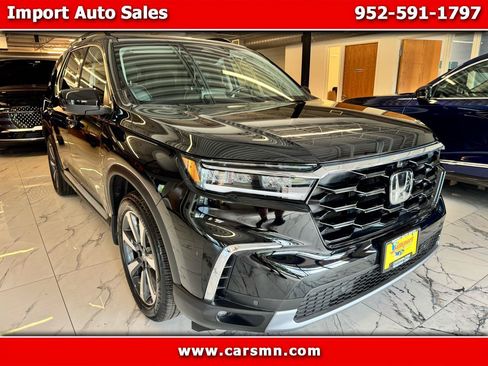 Used 2023 Honda Pilot Elite image 1