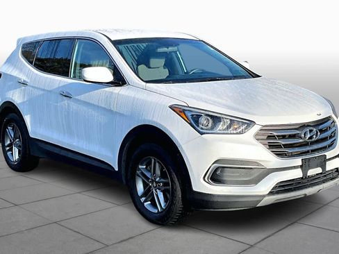 Used 2018 Hyundai Santa Fe Sport image 2