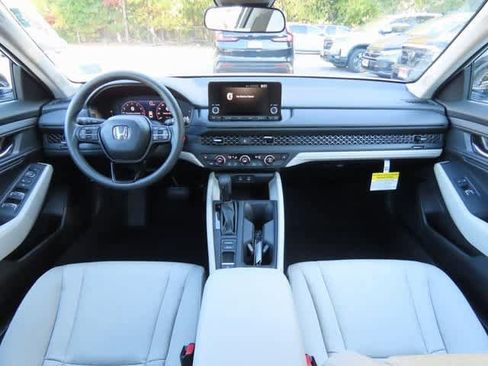 New 2025 Honda Accord SE image 16