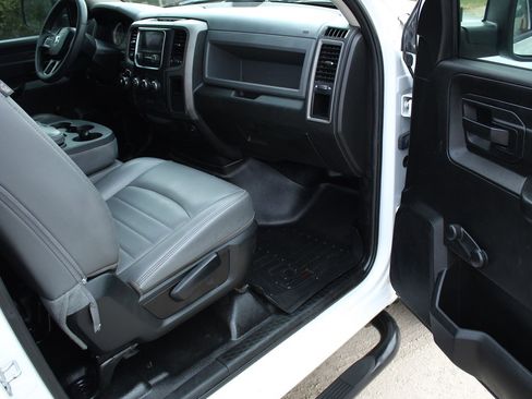 Used 2019 RAM 1500 Tradesman image 18