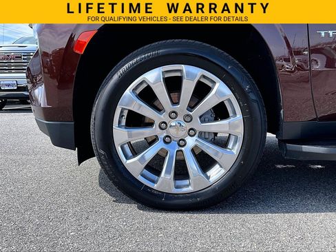 Used 2022 Chevrolet Tahoe Premier AWD/4WD image 9