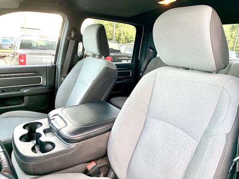 Used 2024 RAM 3500 Big Horn AWD/4WD image 16