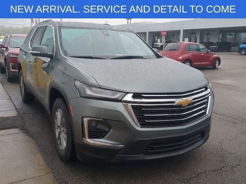 Used 2023 Chevrolet Traverse LT image 7
