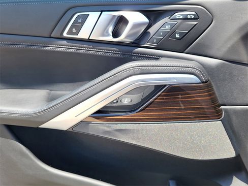 Used 2024 BMW X6 xDrive40i image 11