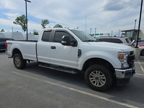 Used 2020 Ford F250 XL w/ Power Equipment Group AWD/4WD image 1