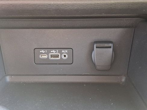 Certified 2023 Nissan Sentra SR w/ Midnight Edition Package FWD image 23