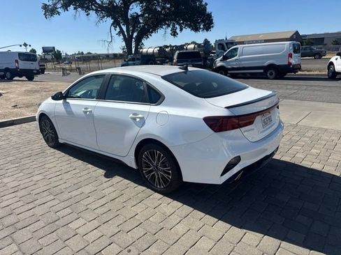 Used 2023 Kia Forte GT-Line FWD image 3