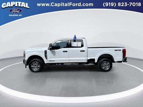Certified 2025 Ford F250 XLT AWD/4WD image 5