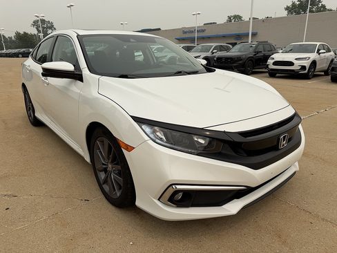 Used 2020 Honda Civic EX image 2