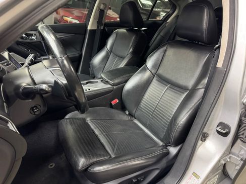 Used 2018 INFINITI Q50 Sport w/ Sensory Package (Sport) image 9