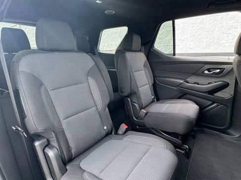 Used 2024 Chevrolet Traverse LT AWD/4WD image 36