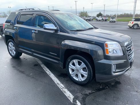 Used 2017 GMC Terrain SLT w/ Open Road Package image 3
