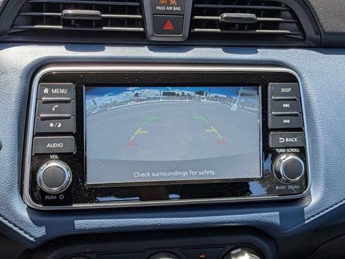 Used 2025 Nissan Versa SV FWD image 20