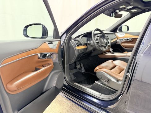 Used 2019 Volvo XC90 T6 Inscription w/ Advanced Package AWD/4WD image 12