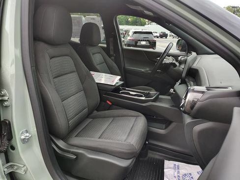 Used 2025 Chevrolet Equinox LT w/ Safety and Technology Package AWD/4WD image 20