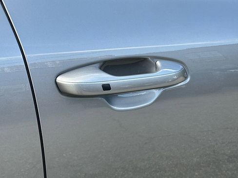 New 2026 Kia Niro Wind FWD image 9