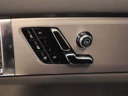 New 2026 Cadillac Vistiq Sport image 8