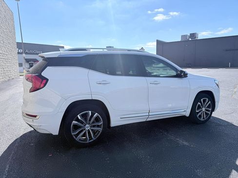 Used 2018 GMC Terrain Denali w/ Advanced Safety Package image 5