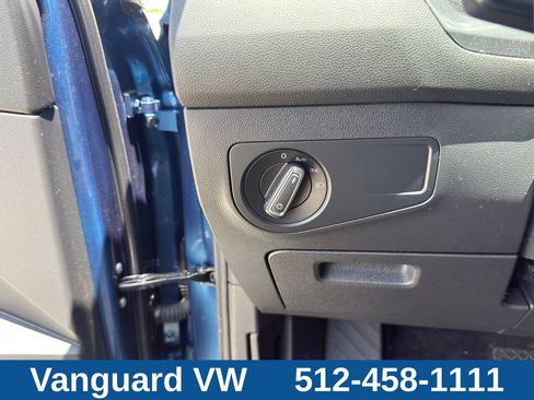 Used 2019 Volkswagen Tiguan SE w/ Panoramic Sunroof Package FWD image 22