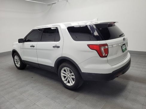Used 2016 Ford Explorer image 5