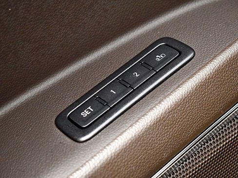 Used 2017 GMC Yukon XL Denali w/ Open Road Package image 19