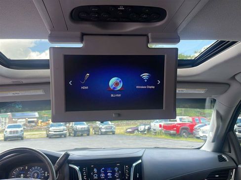 Certified 2020 Cadillac Escalade Premium Luxury w/ Escalade Sport Edition AWD/4WD image 16