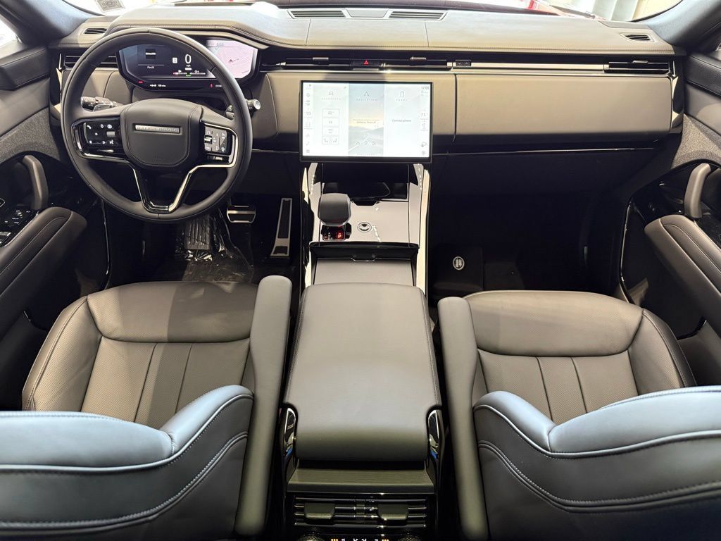 New 2025 Land Rover Range Rover Sport Dynamic SE AWD/4WD image 17