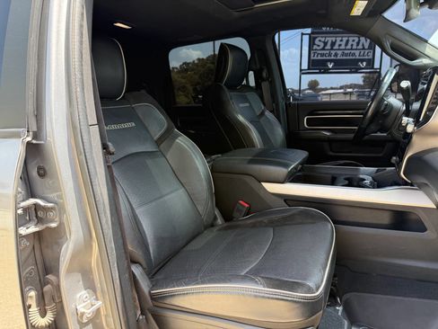 Used 2019 RAM 2500 Laramie w/ Night Edition AWD/4WD image 14