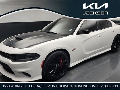 Used 2023 Dodge Charger Scat Pack w/ Dynamics Package image 1