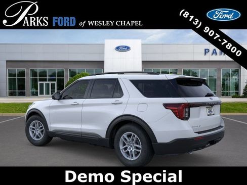 New 2026 Ford Explorer Active image 4